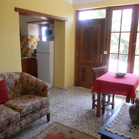 Anton Piche With Pool-adults Only منزل ريفي غراناديا دي أبونا