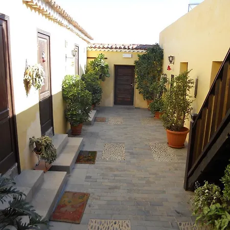 Anton Piche With Pool-adults Only Hétvégi ház