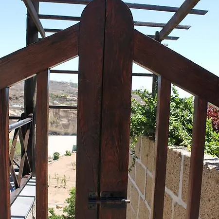 Anton Piche With Pool-adults Only *